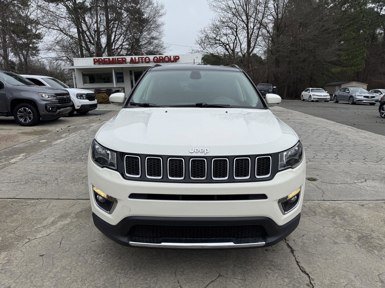 Used 2019 Jeep Compass Limited w/ Safety & Security Group image 17