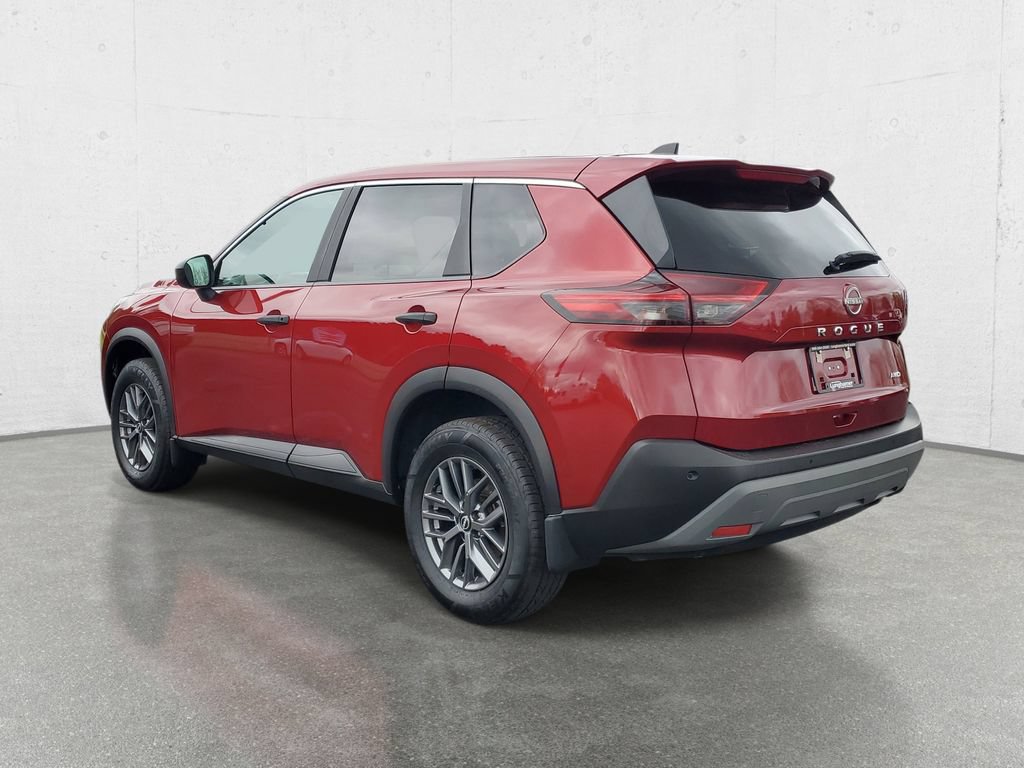 Used 2023 Nissan Rogue S AWD/4WD image 5