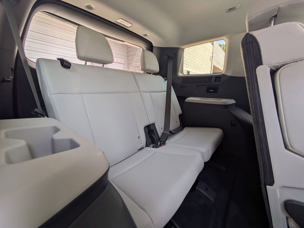 Used 2025 Hyundai Santa Fe SEL AWD/4WD image 28