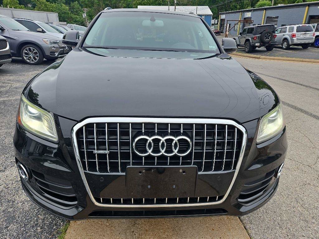 Used 2016 Audi Q5 2.0T Premium Plus w/ Technology Package AWD/4WD image 2