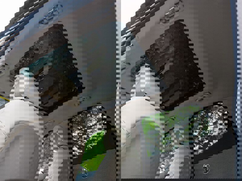 Used 2025 Genesis GV60 RWD image 37