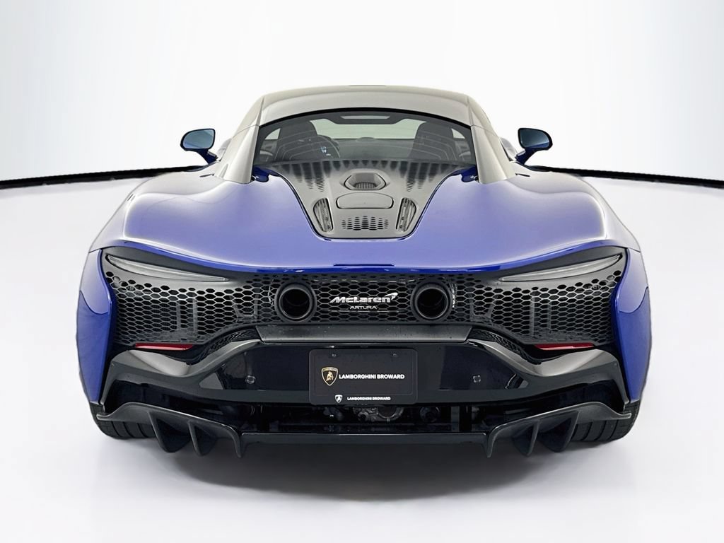Used 2023 McLaren Artura RWD image 6