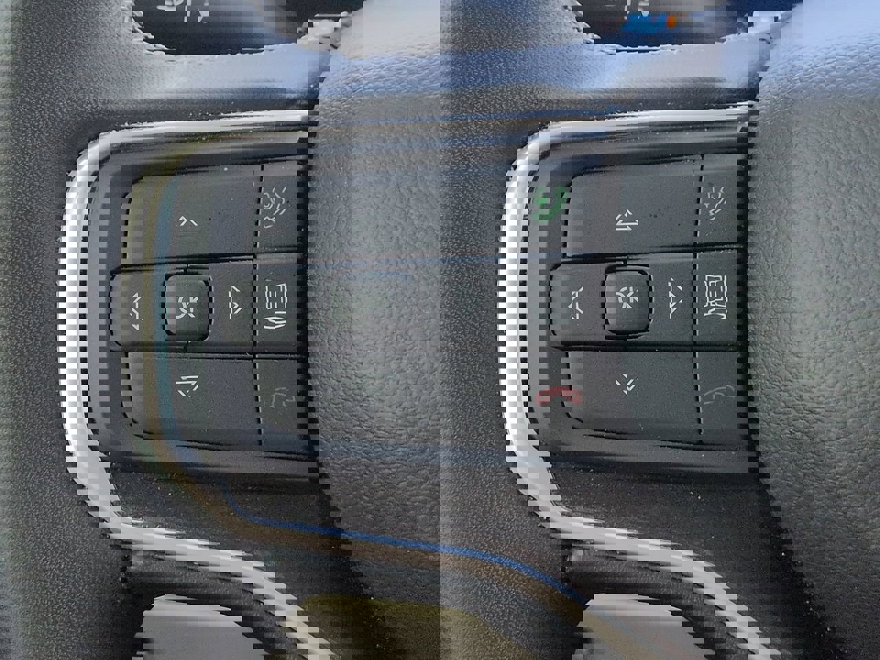 Certified 2024 Jeep Wagoneer L 4WD w/ Premium Group I image 24