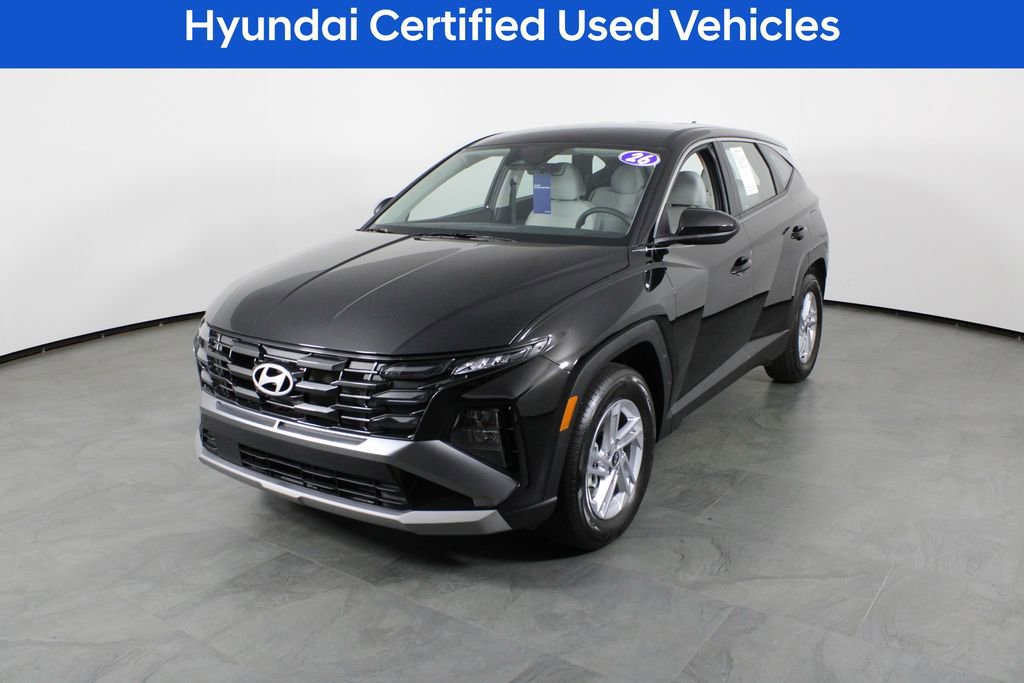Certified 2026 Hyundai Tucson SE image 2