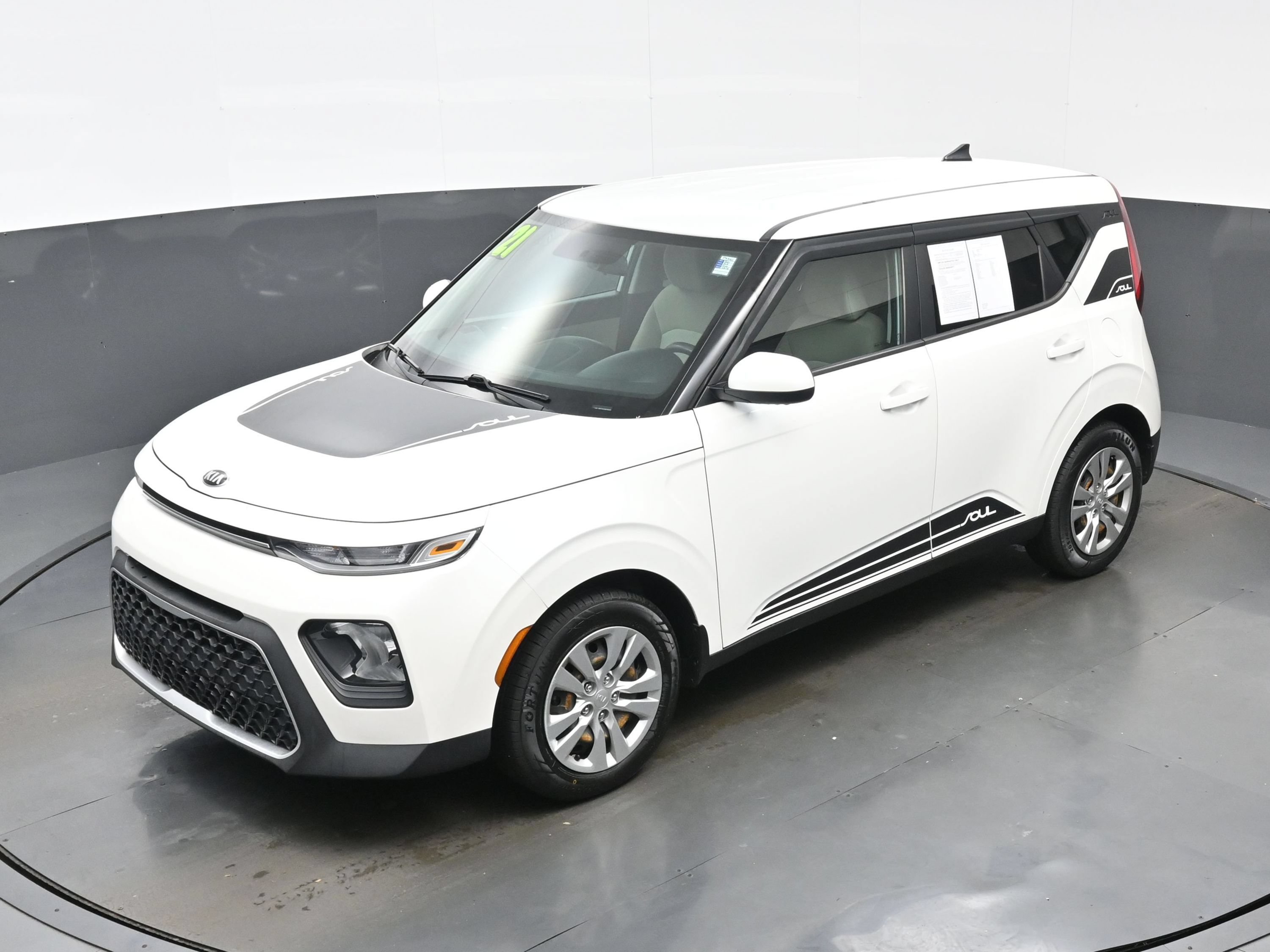 Used 2021 Kia Soul LX FWD image 31