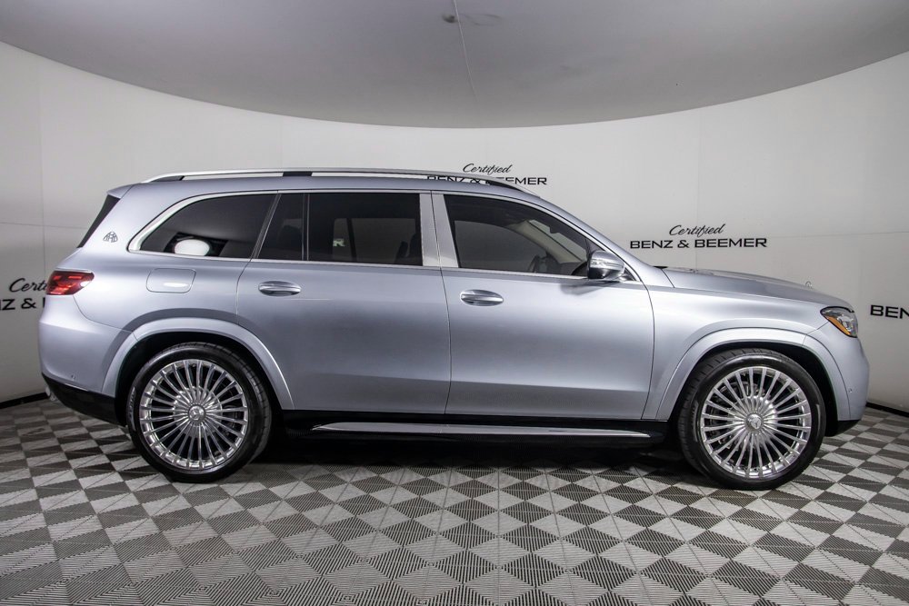 Used 2025 Mercedes-Benz Maybach GLS 600 4MATIC image 12