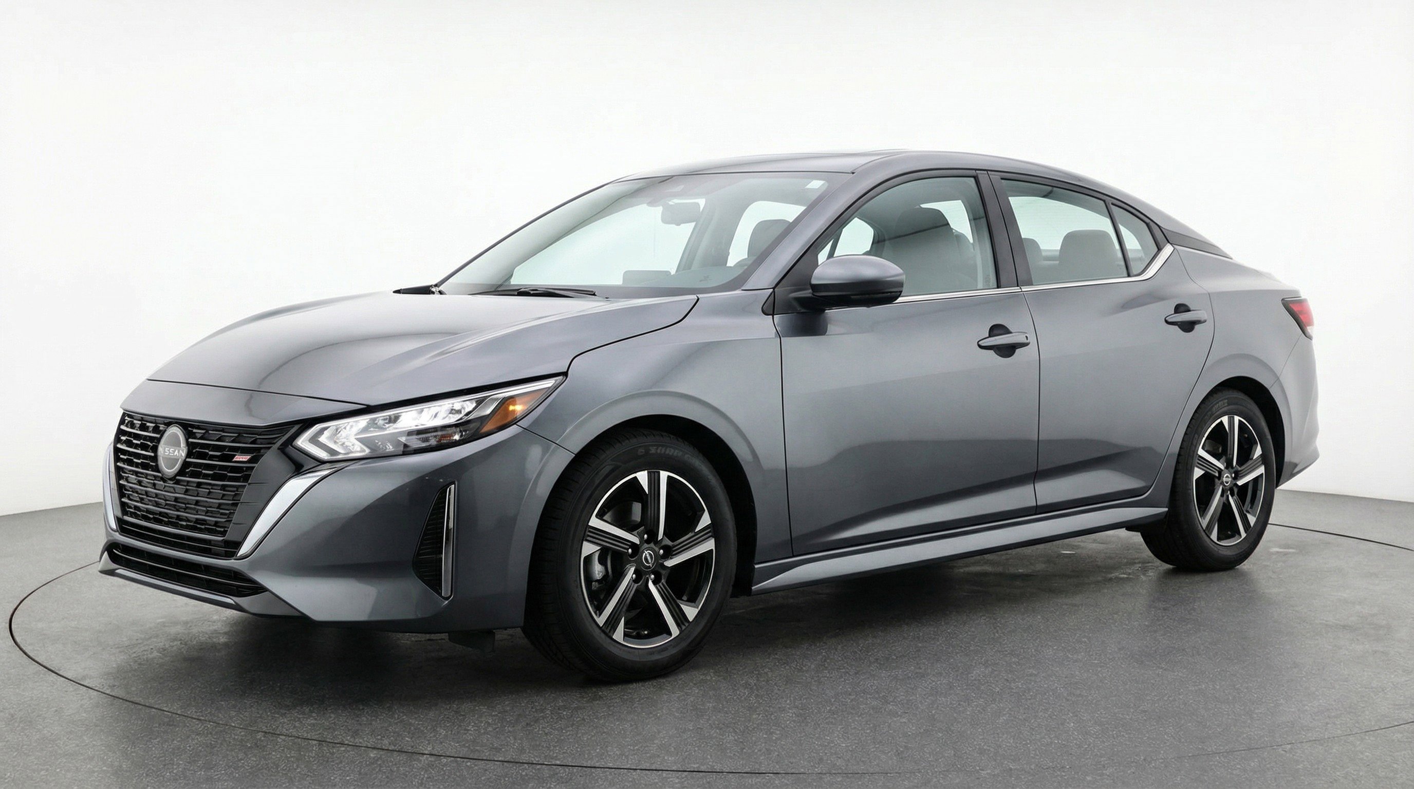 Used 2024 Nissan Sentra SV FWD image 3