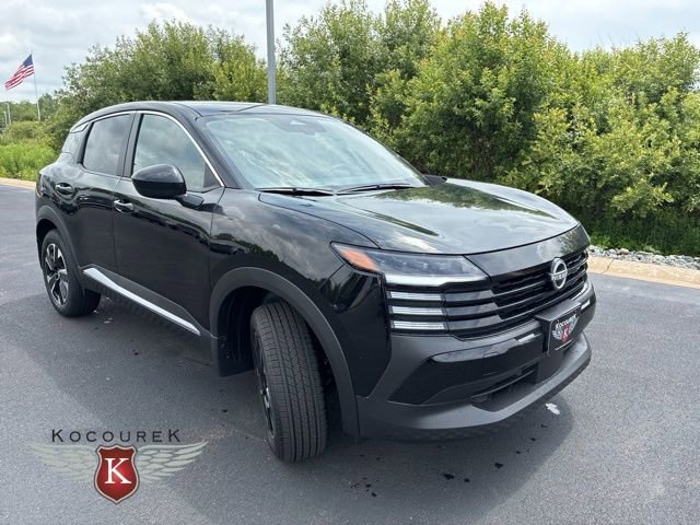 New 2025 Nissan Kicks SV