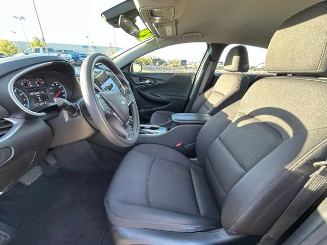 Used 2024 Chevrolet Malibu LT FWD image 14