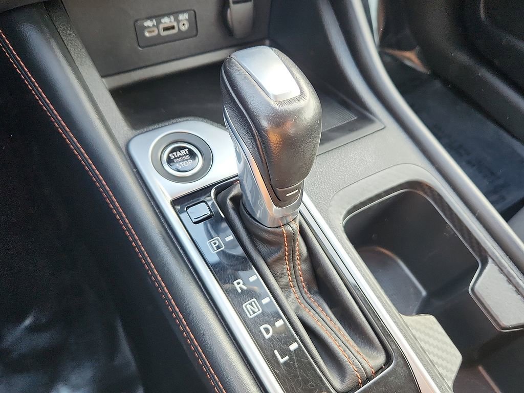 Certified 2022 Nissan Sentra SR w/ Midnight Edition image 15