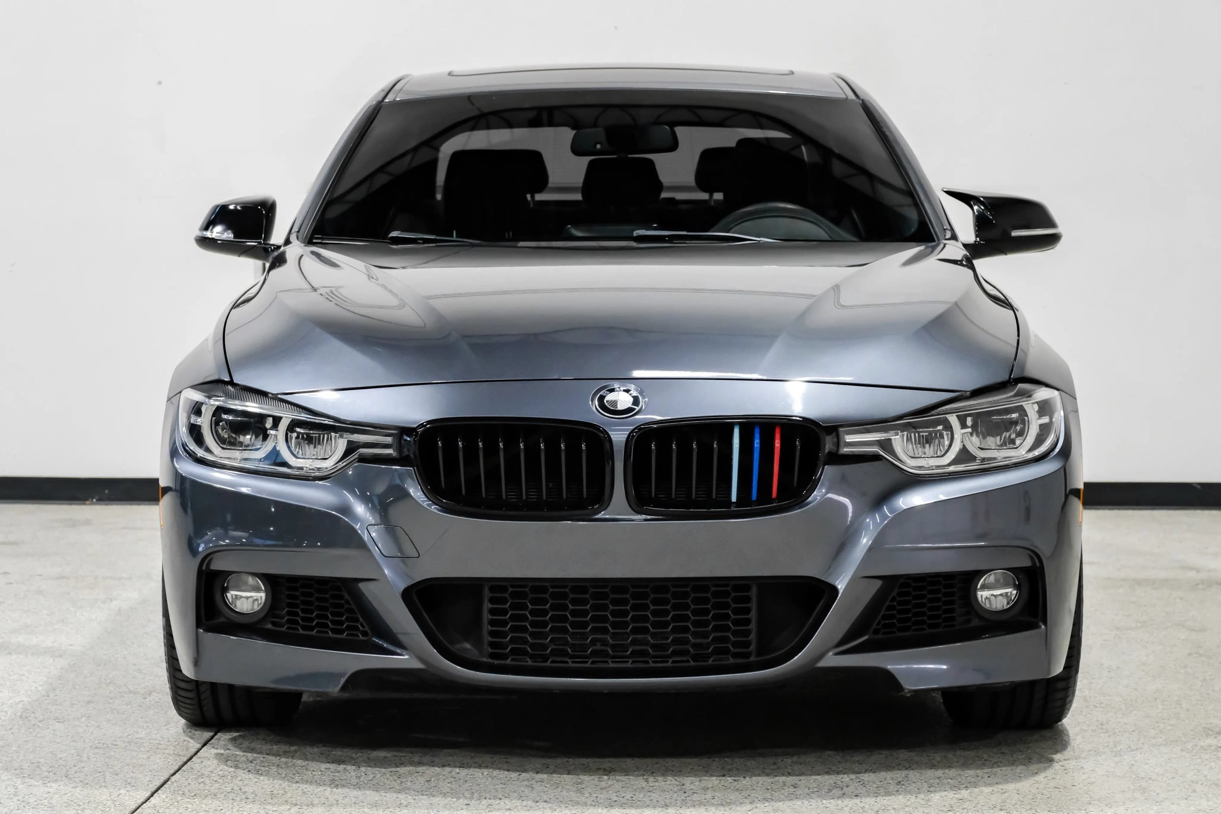 Used 2018 BMW 340i Sedan RWD image 3