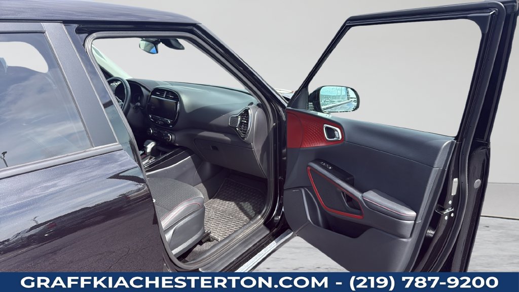 Used 2024 Kia Soul GT-Line w/ Option Group 020 FWD image 23
