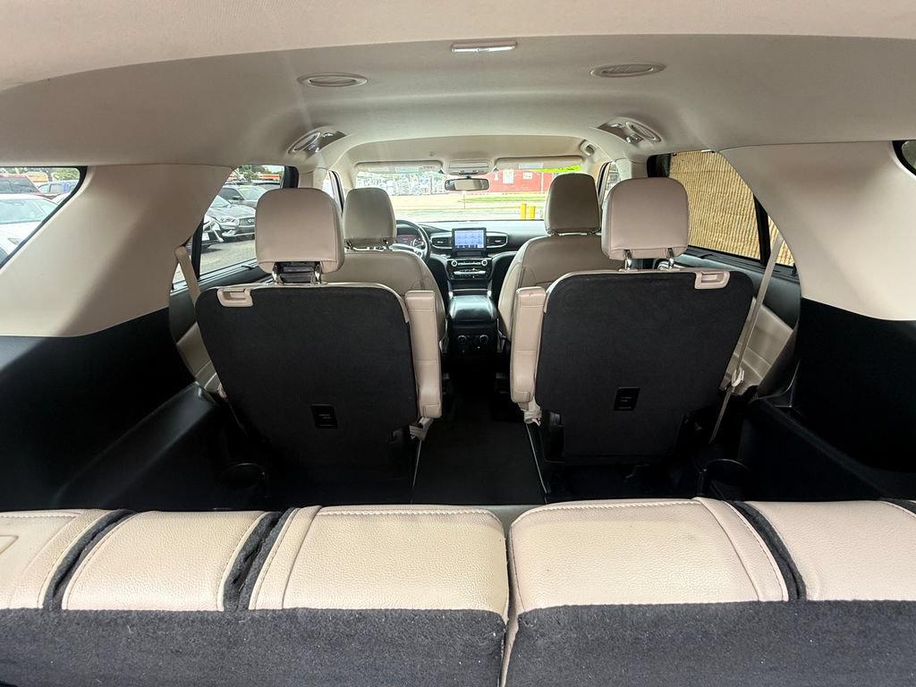 Used 2022 Ford Explorer Limited w/ Equipment Group 301A RWD image 22