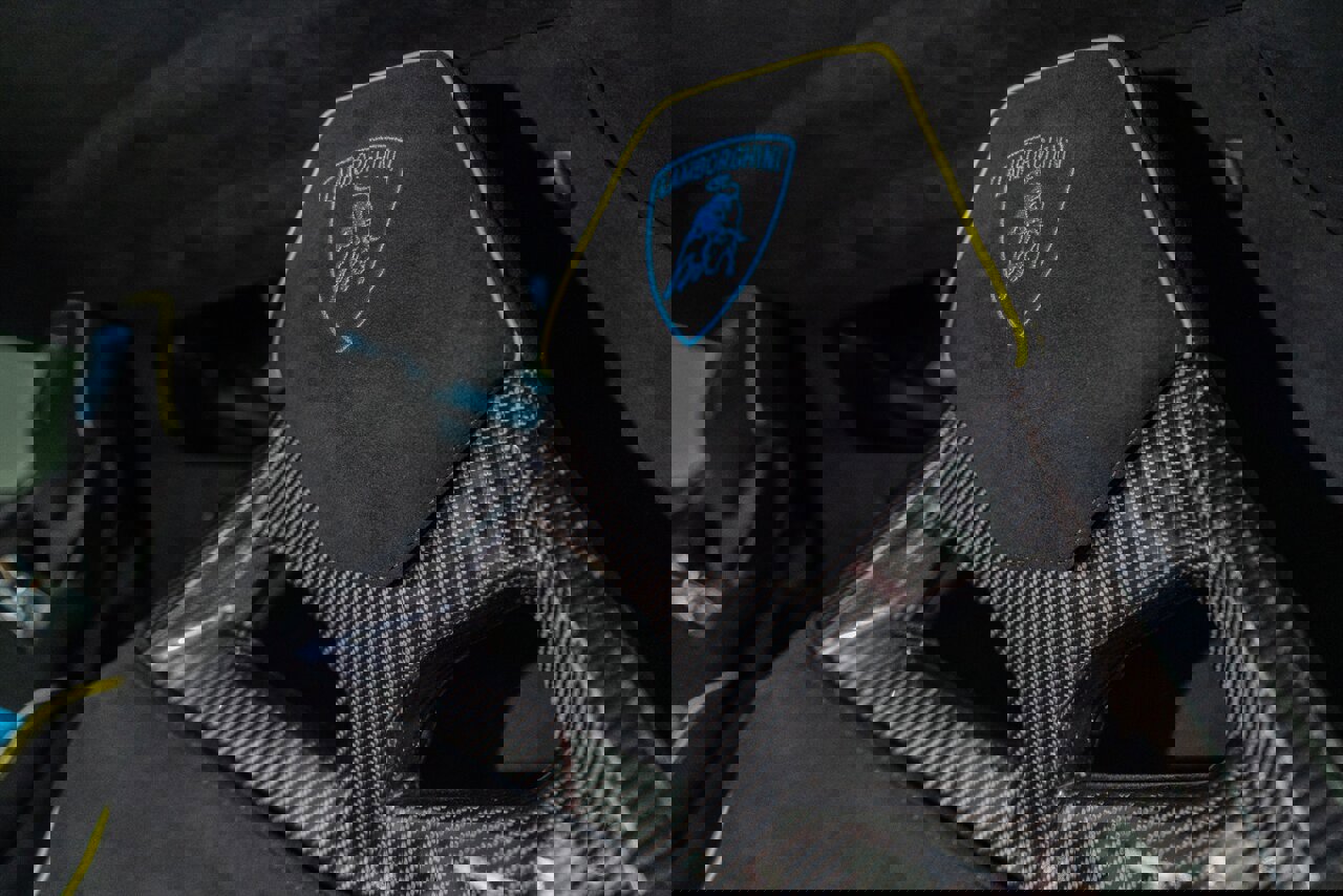 Used 2023 Lamborghini Huracan STO image 31