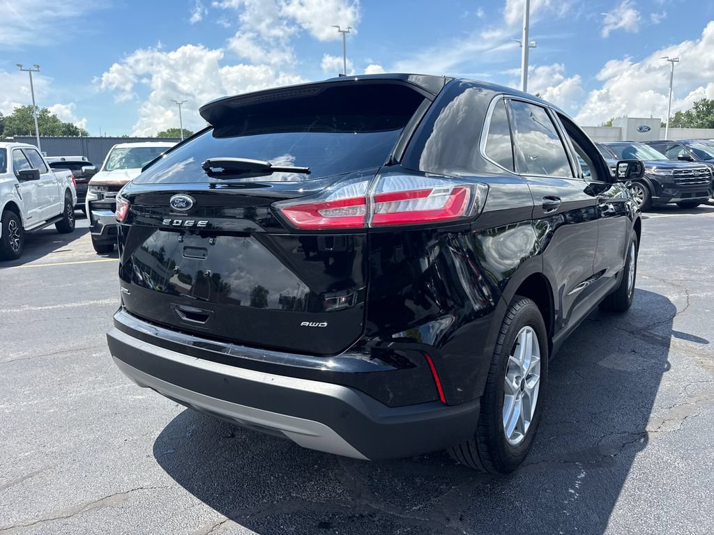 Used 2024 Ford Edge SEL w/ Convenience Package AWD/4WD image 7