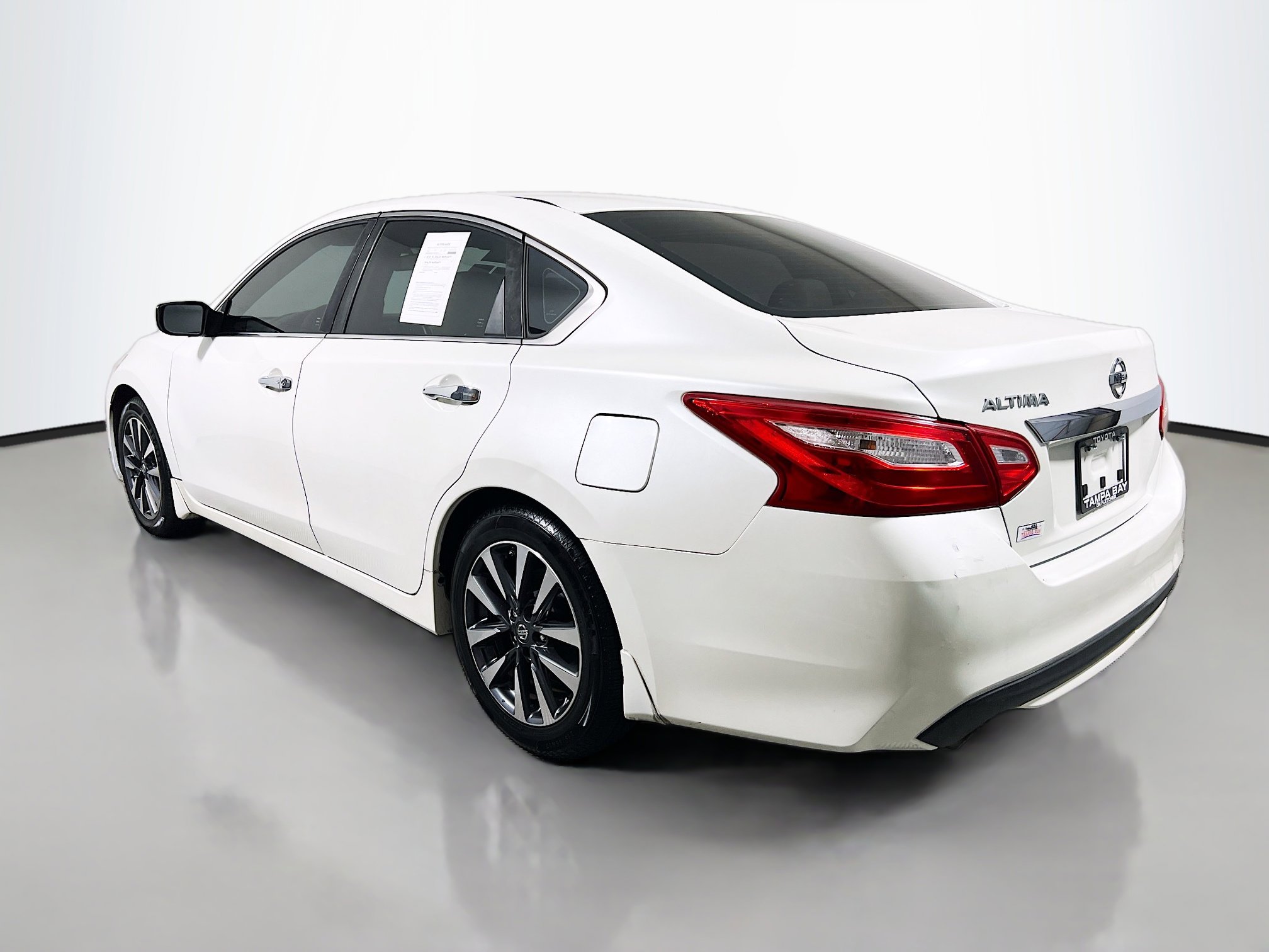 Used 2016 Nissan Altima 2.5 S w/ Power Driver Seat Package FWD image 8