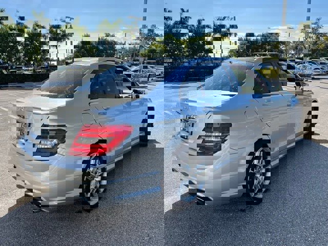 Used 2014 Mercedes-Benz C 350 Sport image 4