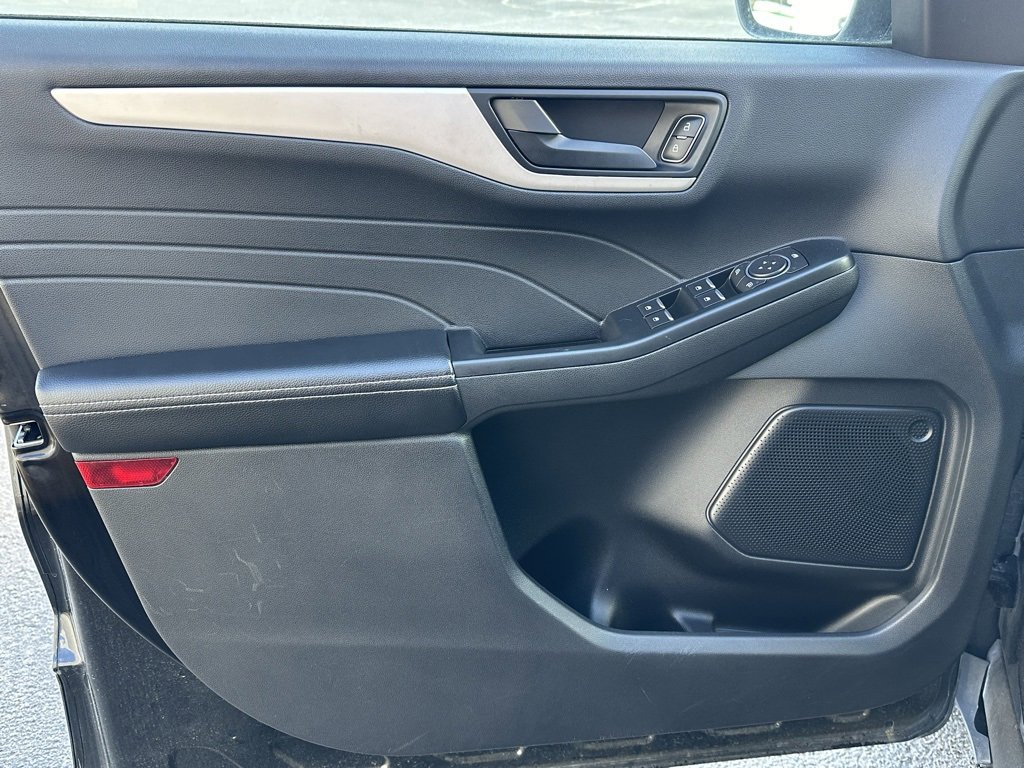 Used 2022 Ford Escape SE w/ Convenience Package image 47