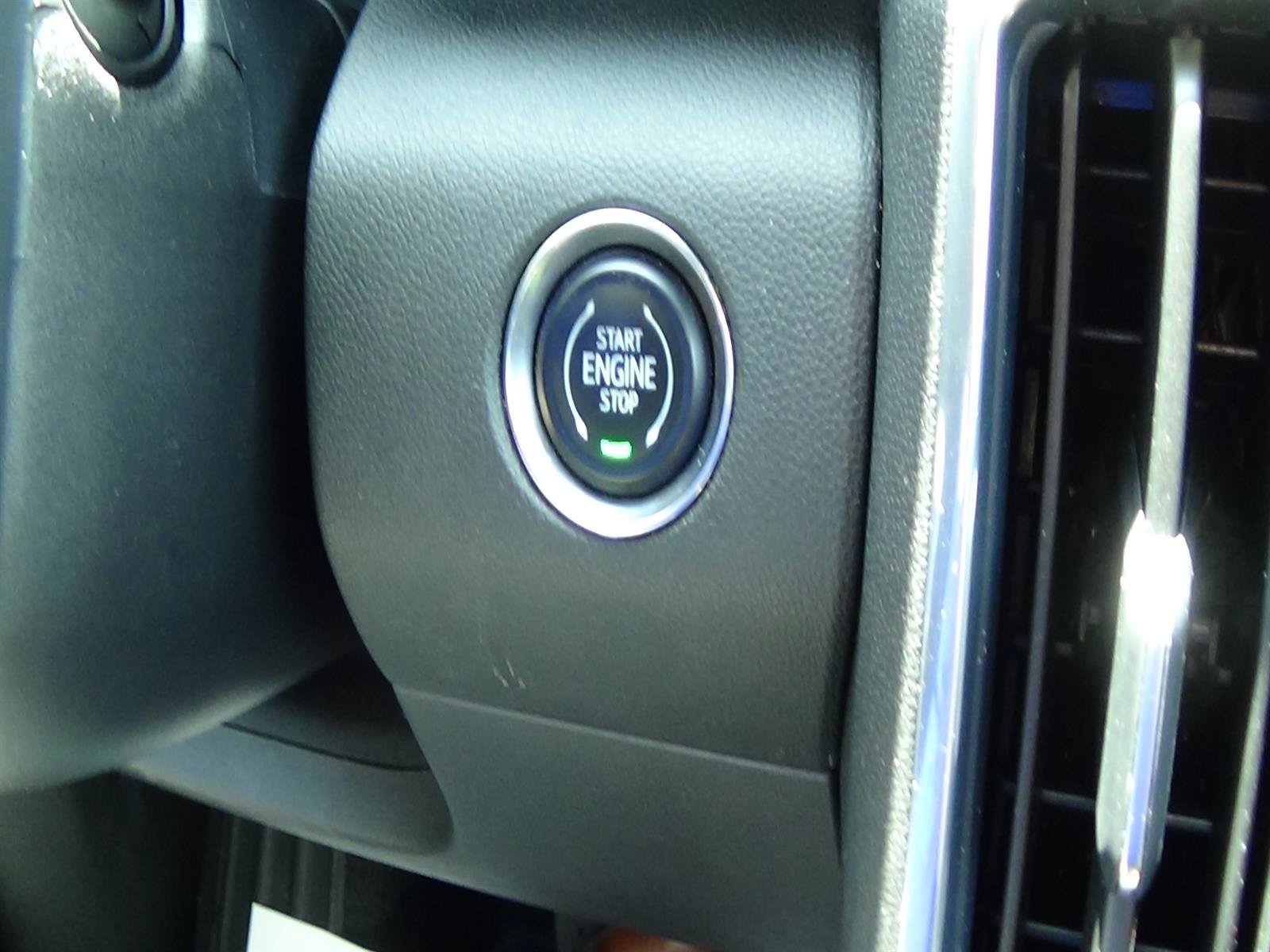 Used 2025 GMC Acadia Elevation FWD image 28