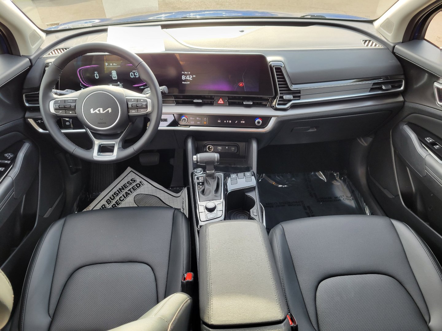 Used 2024 Kia Sportage EX image 9