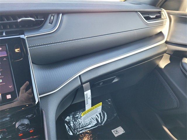 New 2025 Jeep Grand Cherokee Laredo w/ MOPAR Finishing Package image 26