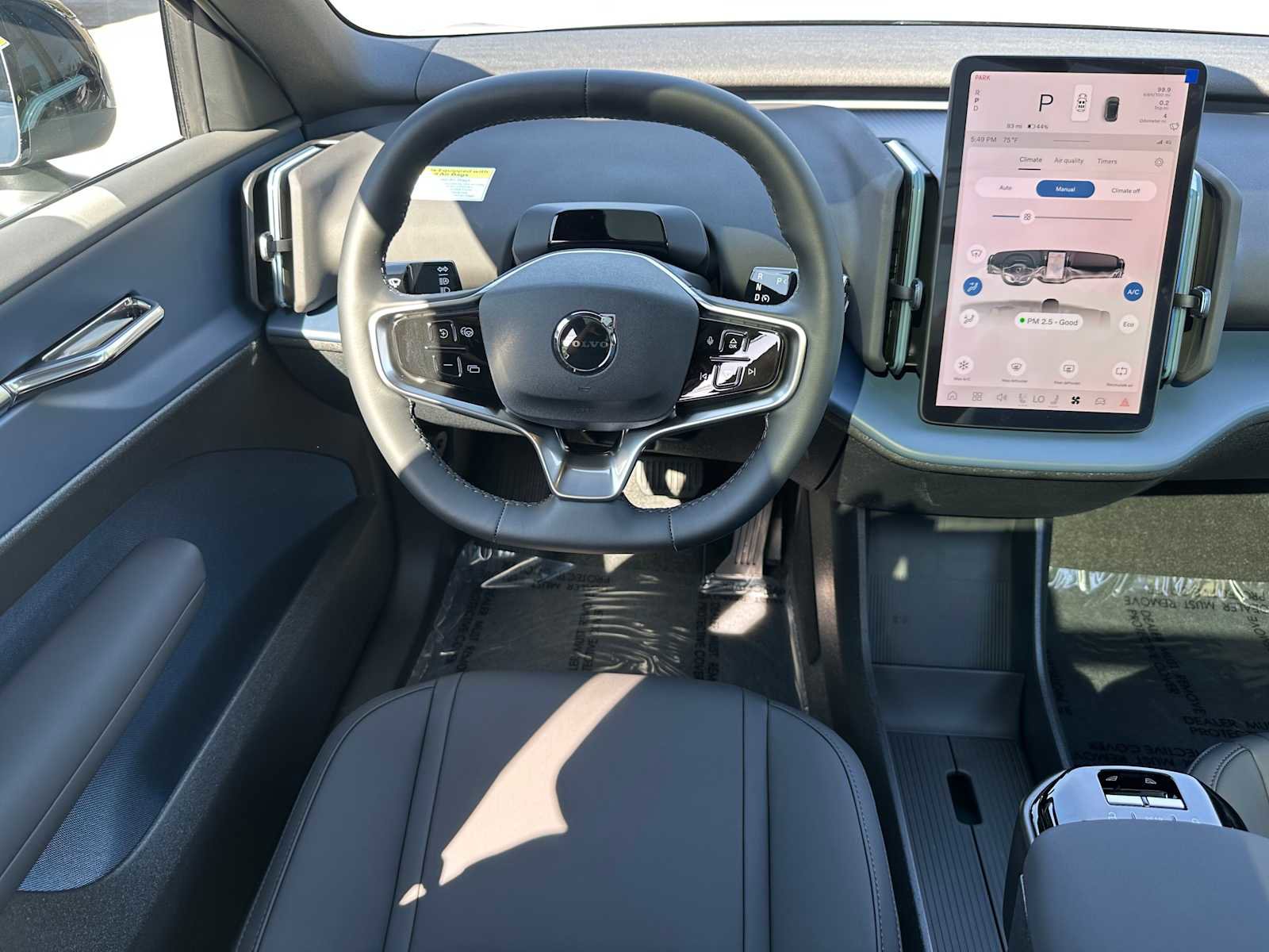 New 2026 Volvo EX30 Cross Country Ultra w/ Protection Package Premier AWD/4WD image 17