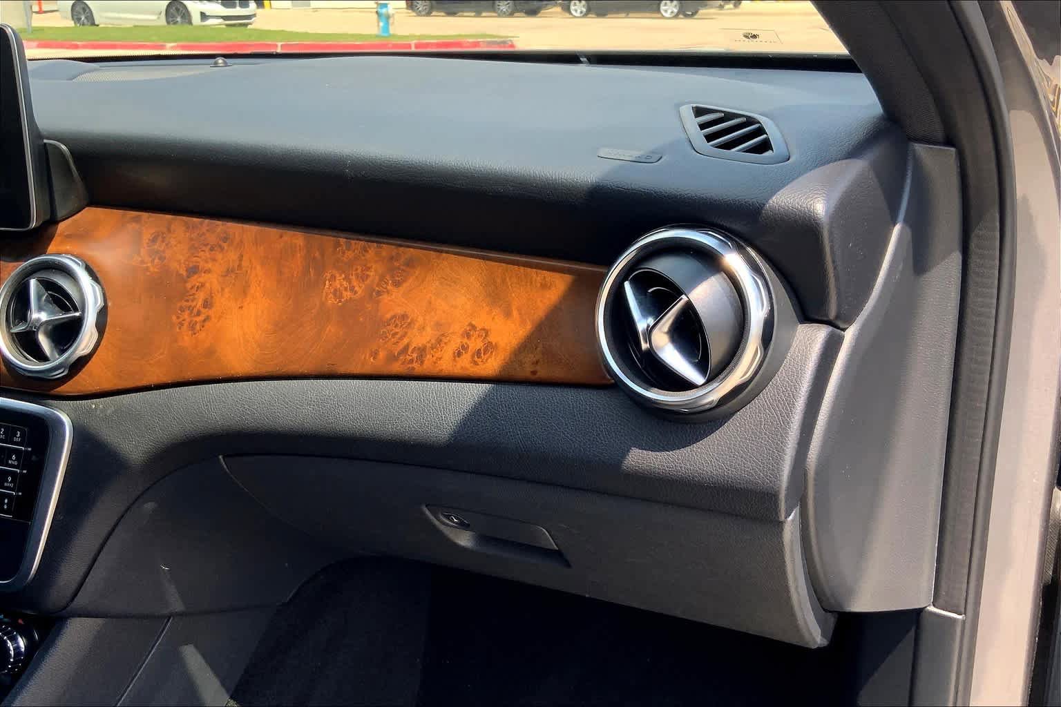 Certified 2019 Mercedes-Benz GLA 250 image 16