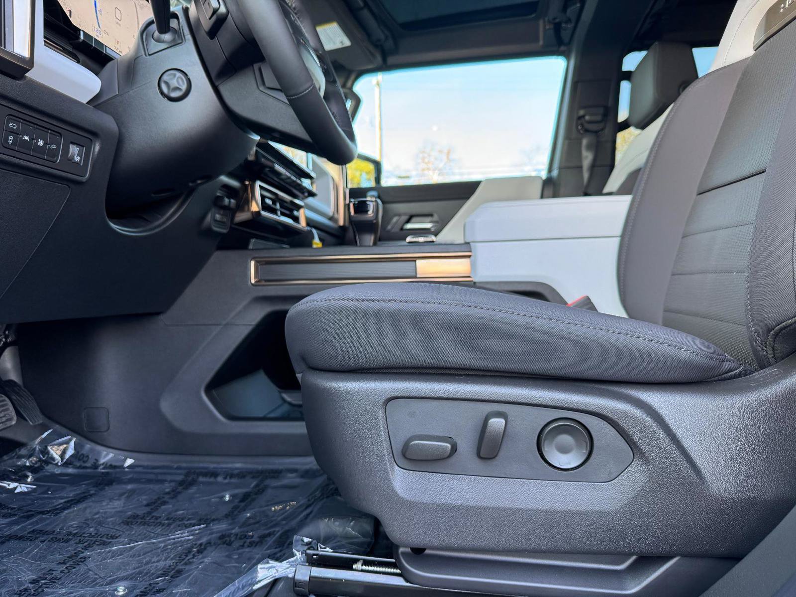New 2025 GMC Hummer EV 2X AWD/4WD image 21