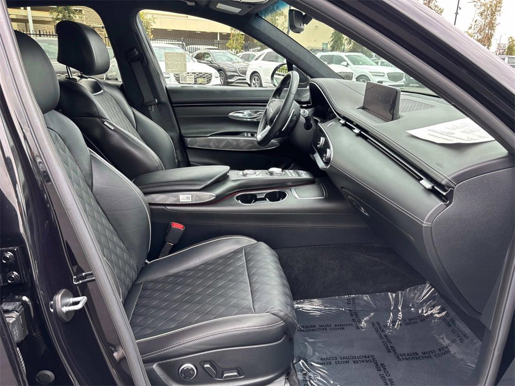 Used 2025 Genesis GV70 3.5T Sport w/ Sport Advanced Package image 29