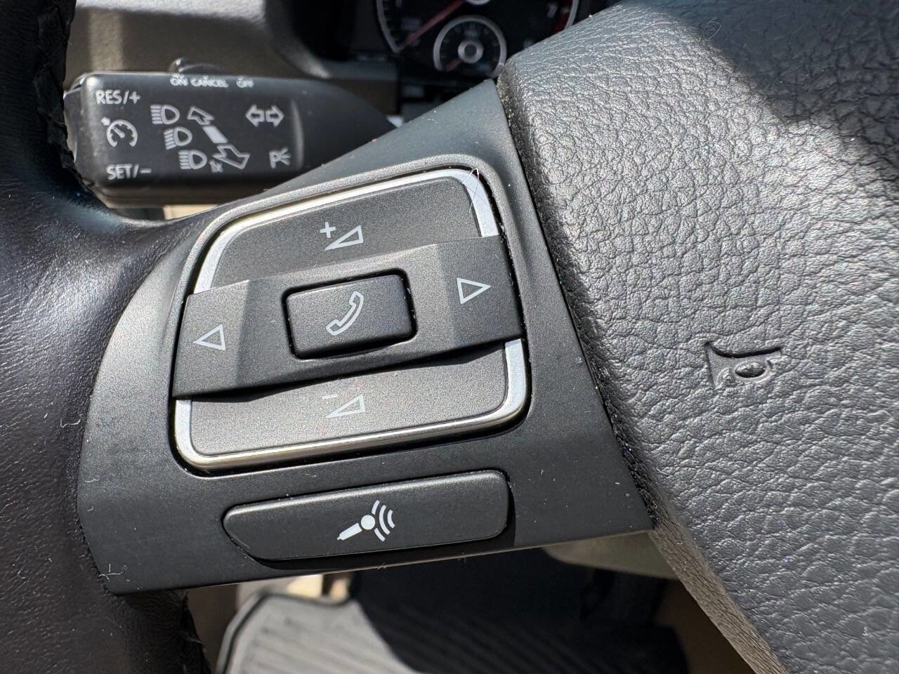 Used 2013 Volkswagen Eos Komfort image 37