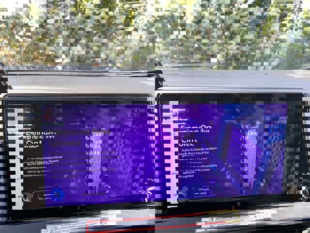 New 2025 Toyota Prius Plug-In Hybrid image 22