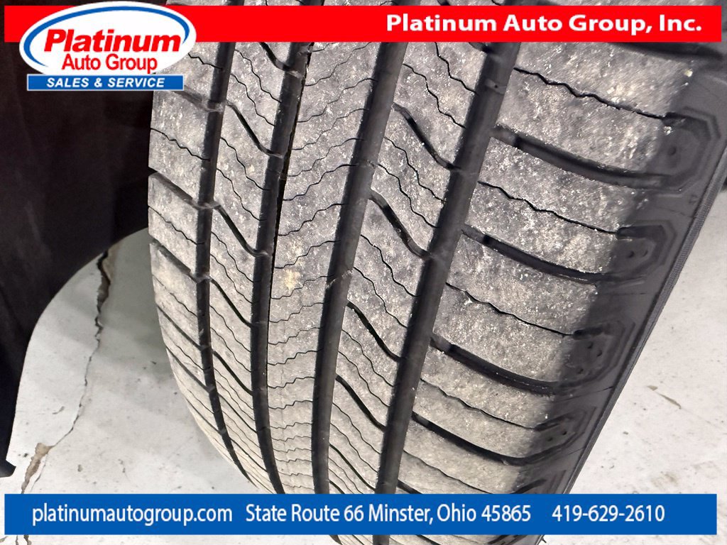 Used 2023 Chevrolet Equinox Premier FWD image 21