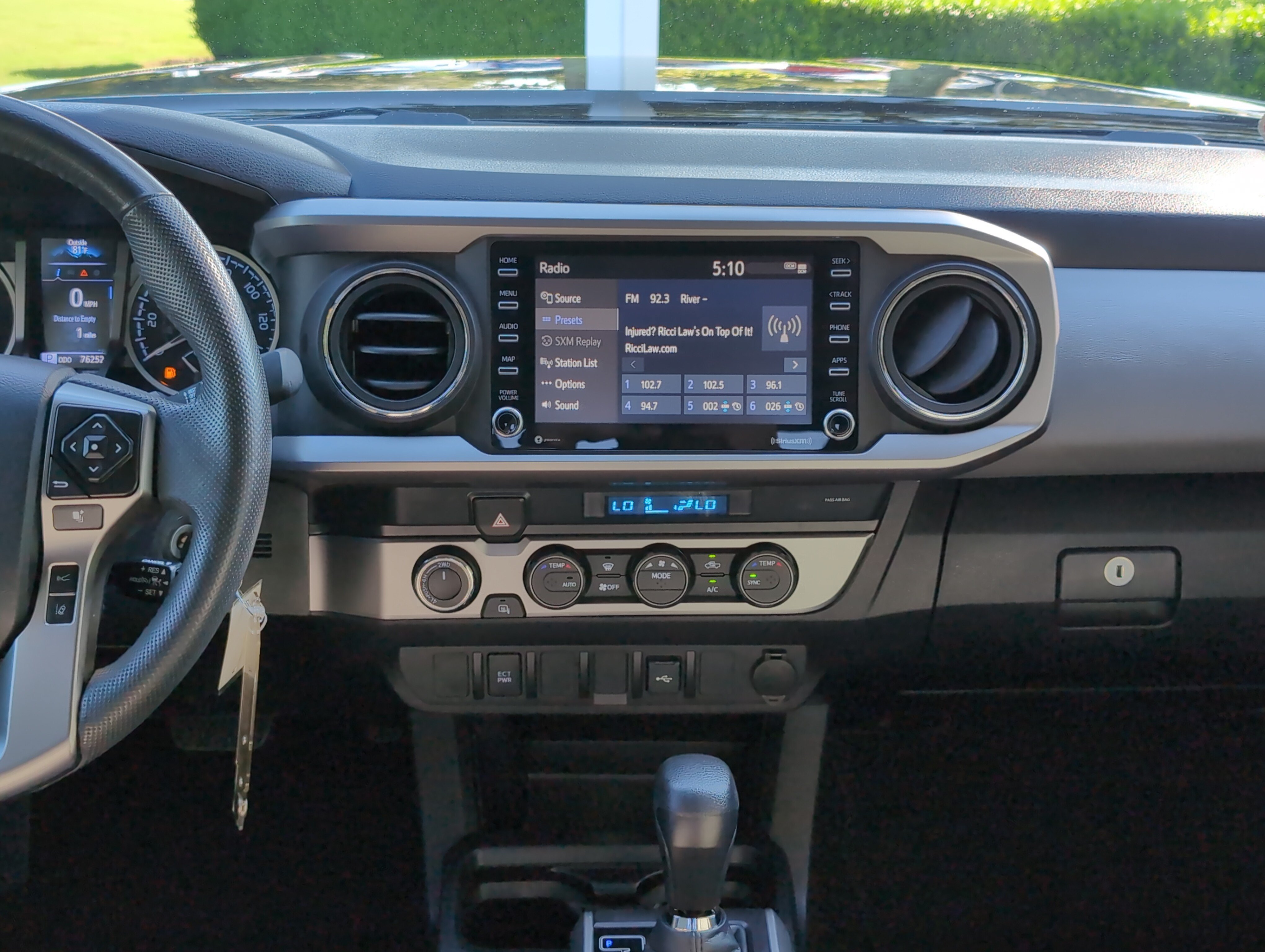 Certified 2021 Toyota Tacoma SR5 AWD/4WD image 28