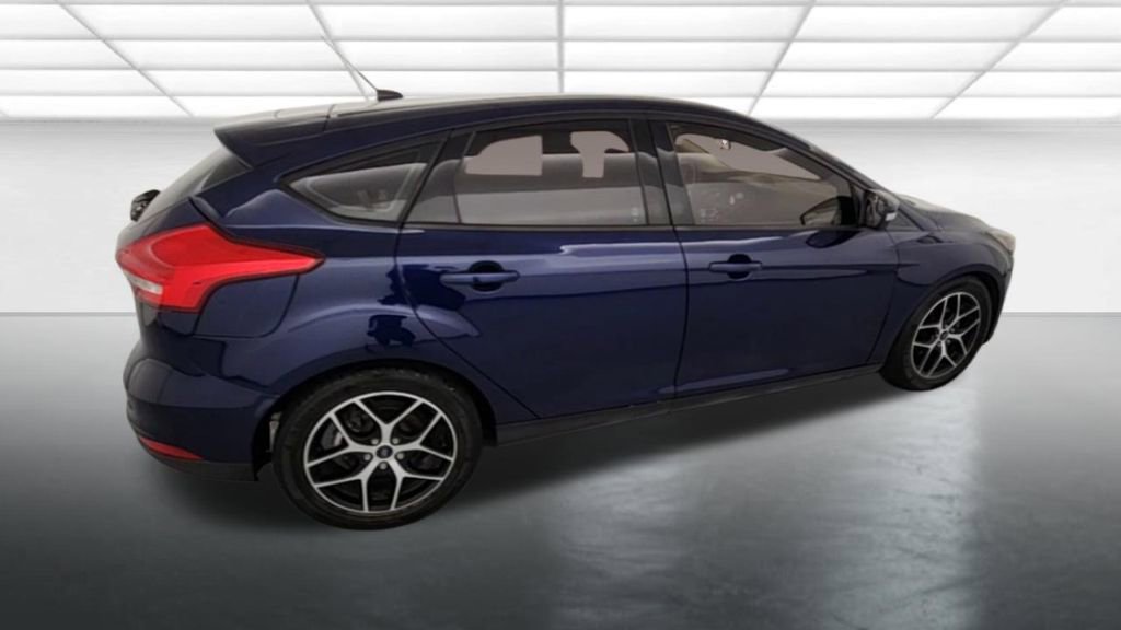 Used 2017 Ford Focus SEL FWD image 8