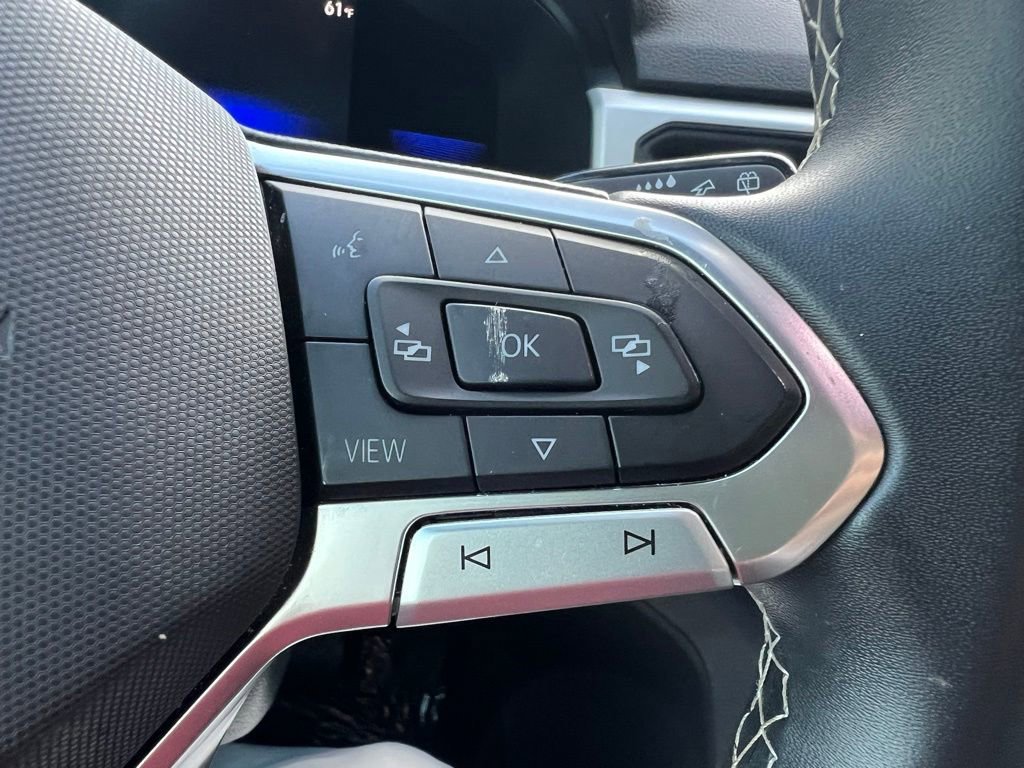 Used 2022 Volkswagen Atlas Cross Sport SE FWD image 38