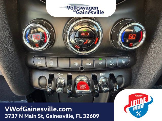 Used 2021 MINI Cooper 2-Door Hardtop image 21