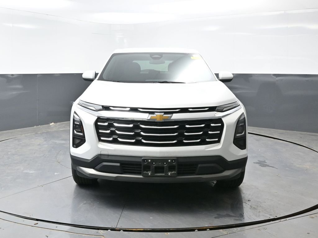 Used 2025 Chevrolet Equinox LT AWD/4WD image 12