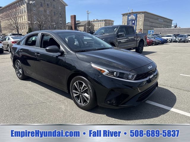 Used 2023 Kia Forte LXS FWD video 2
