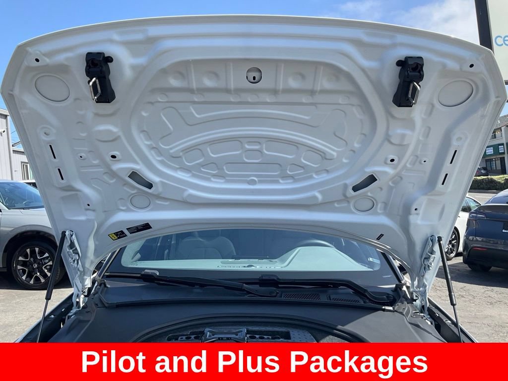 Used 2023 Polestar Polestar 2 FWD image 13