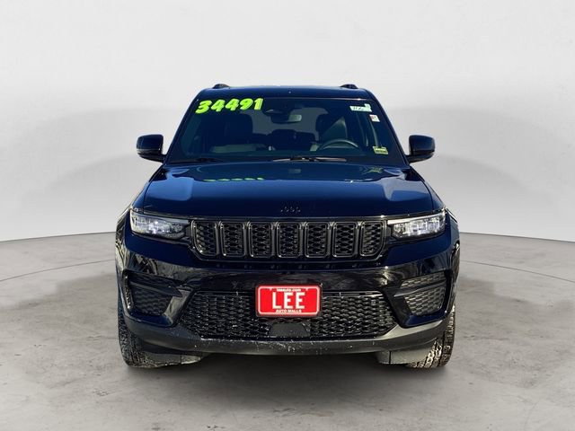 Certified 2023 Jeep Grand Cherokee Altitude image 8