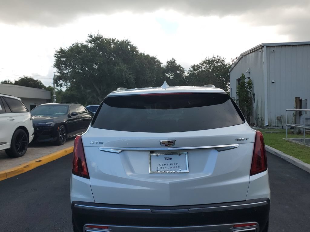 Certified 2023 Cadillac XT5 Premium Luxury w/ LPO, Premium Carpet Package FWD image 13