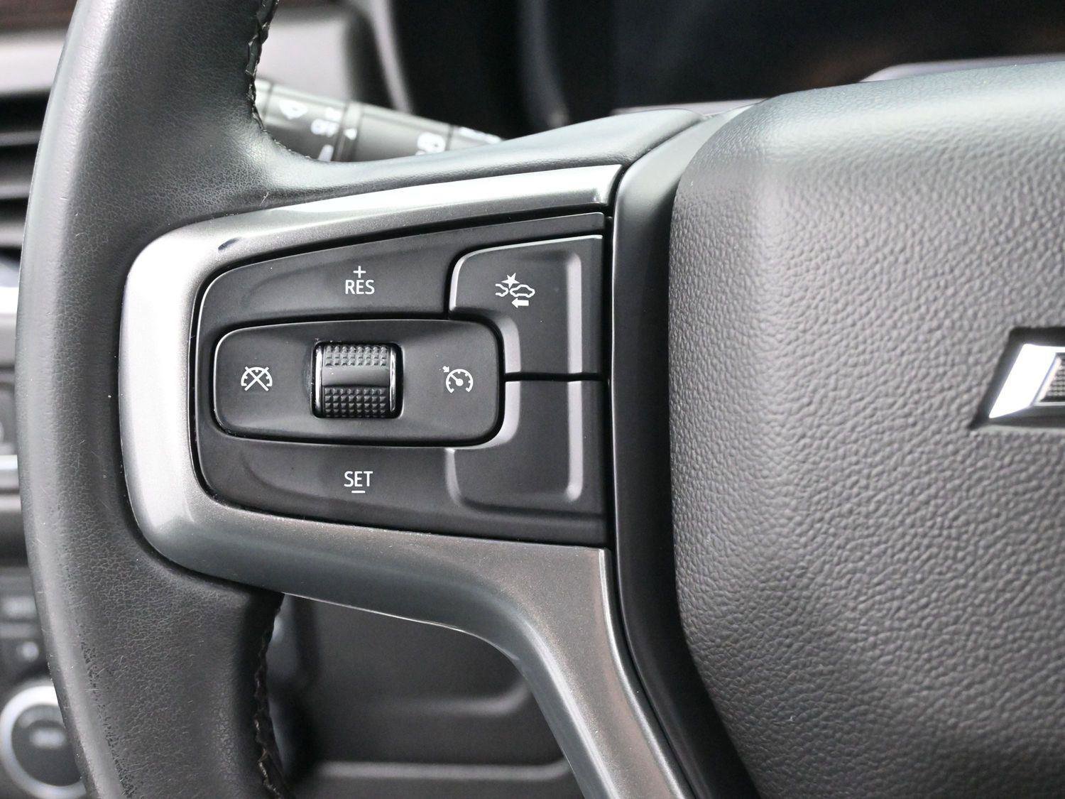 Used 2023 Chevrolet Suburban Z71 AWD/4WD image 21