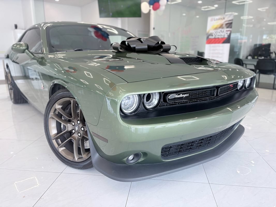 Used 2021 Dodge Challenger R/T Scat Pack w/ Dynamics Package RWD image 3
