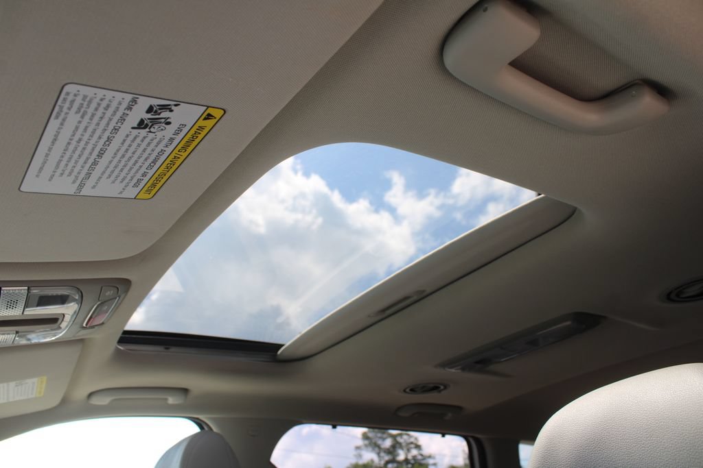 Certified 2024 Kia Telluride EX w/ EX Captain's Chair Package FWD image 65