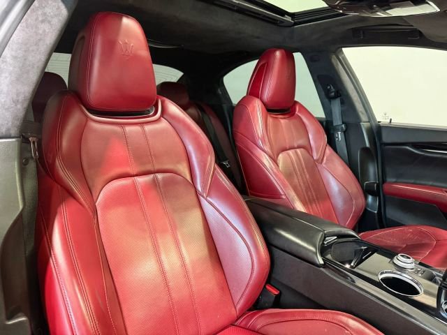 Used 2022 Maserati Ghibli Modena RWD image 34