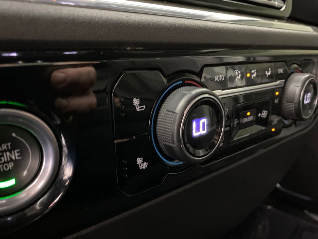 Used 2023 Chevrolet Silverado 1500 LT image 21