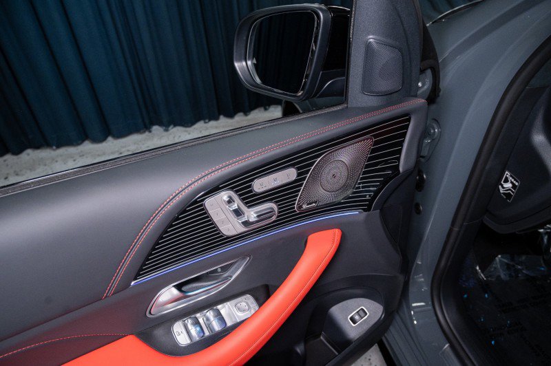 New 2026 Mercedes-Benz GLE 63 AMG S image 11