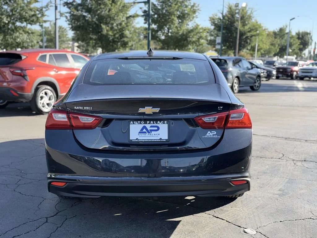 Used 2023 Chevrolet Malibu LT FWD image 5