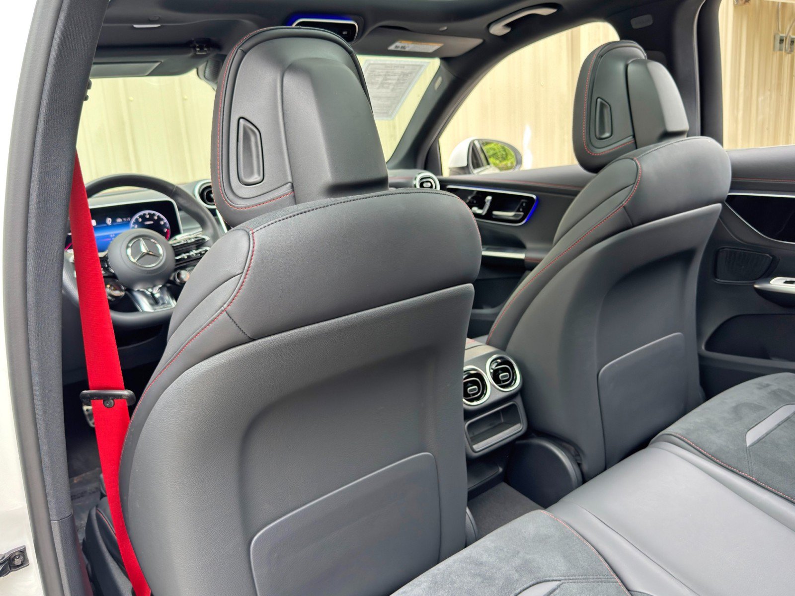 Used 2024 Mercedes-Benz GLC 43 AMG 4MATIC image 39