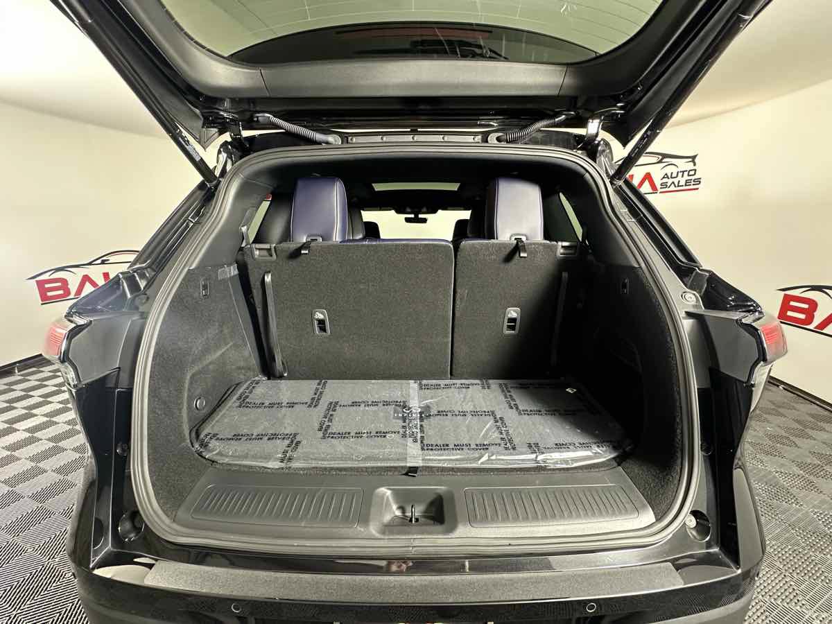 Used 2026 INFINITI QX60 Sport w/ Dark Cargo Package AWD/4WD image 21